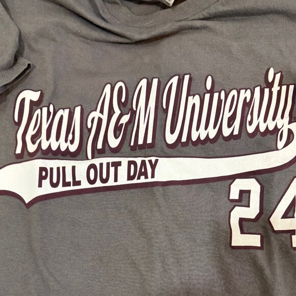 Texas A&M Pull Out Day 2024 t-shirt NWT - Picture 4 of 4